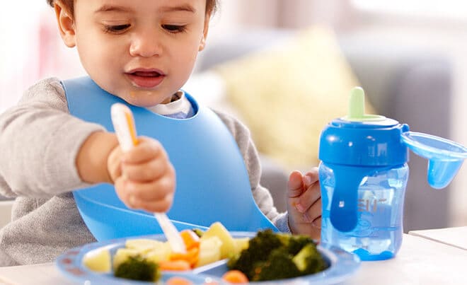 Επιλογές τροφών με σκληρότερη υφή για το μωρό